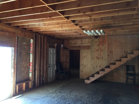 Interior frontroom to stairs.JPG